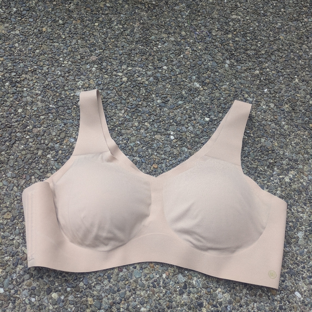 Honeylove Tan Pullover Wireless Bra. Size 3XL